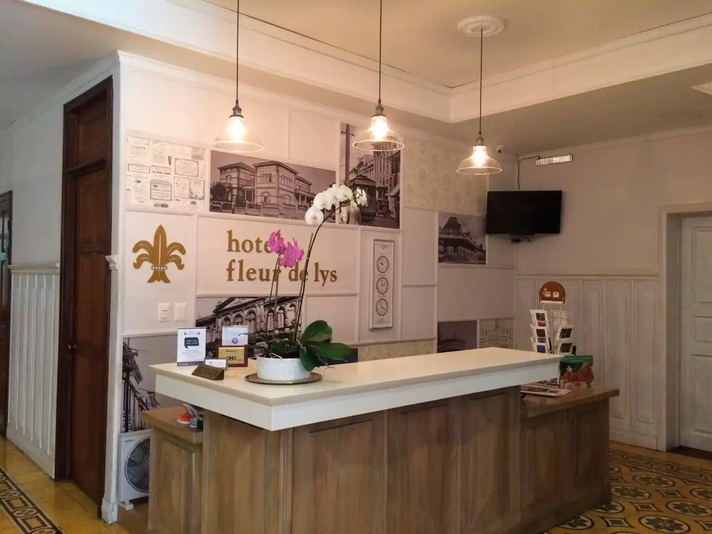 Fleur de Lys Restaurant