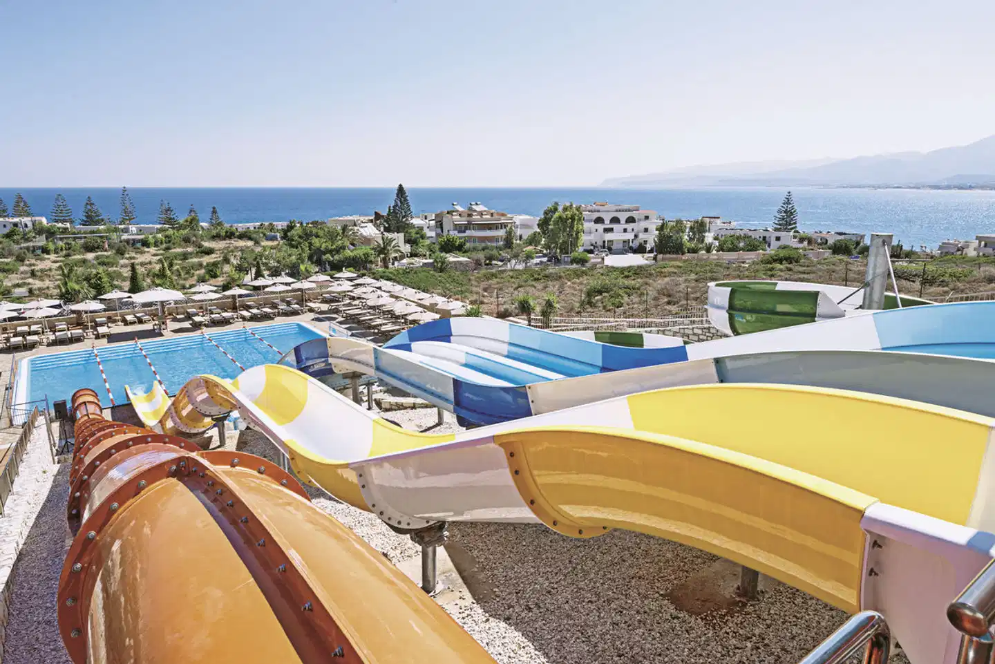 Grand Hotel Holiday Resort Pool