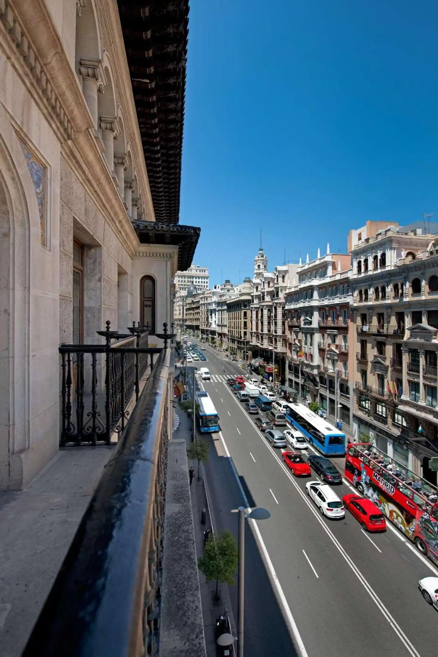 Catalonia Gran Vía Aussenansicht