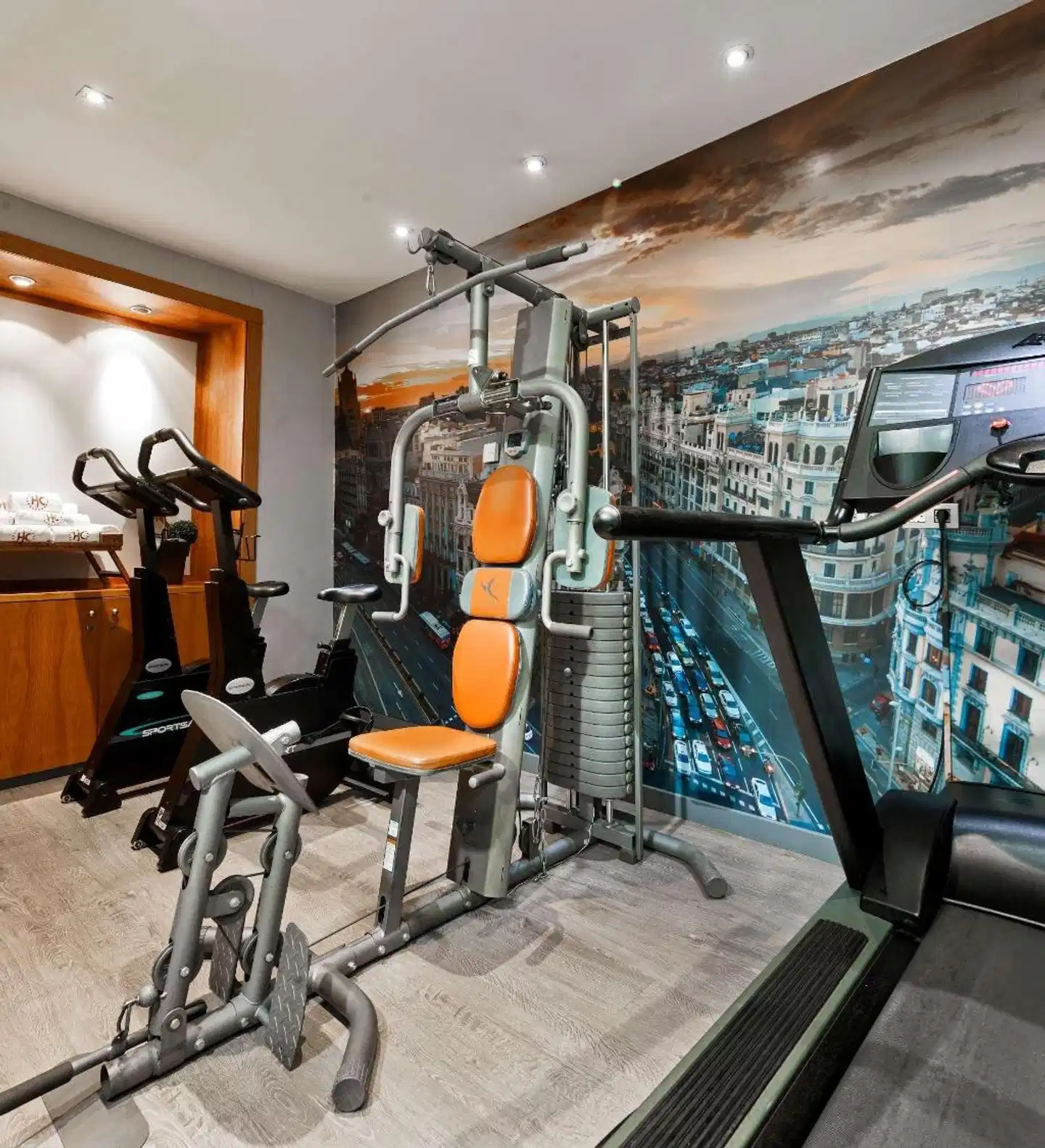 Catalonia Gran Vía Sport und Entertainment