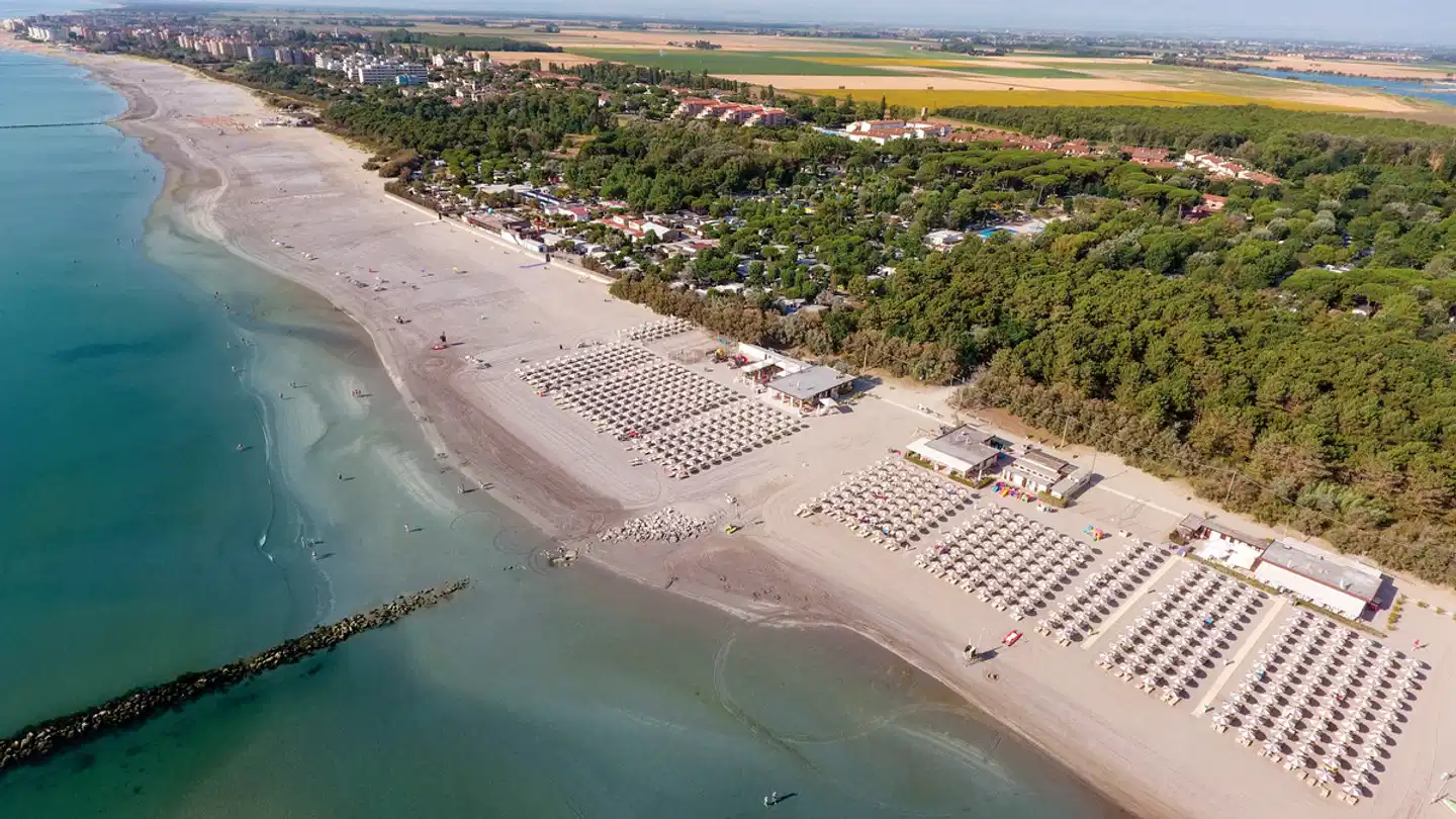 Adriano Family Collection Strand