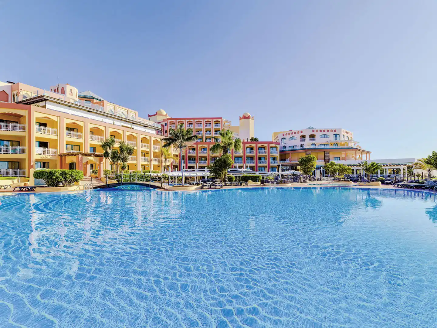 H10 Playa Esmeralda Aussenansicht