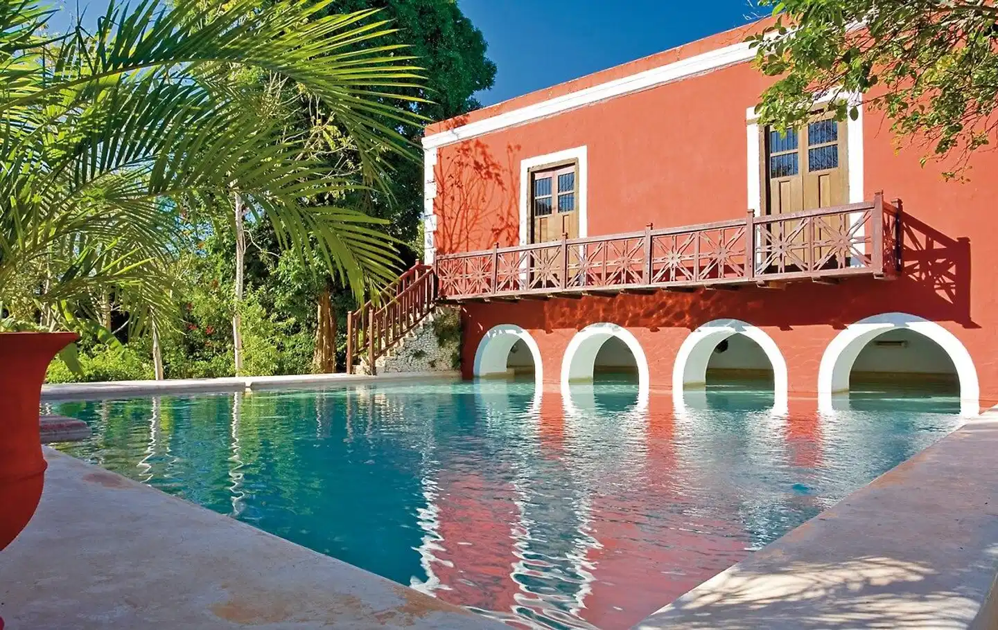 Hacienda Santa Rosa Pool