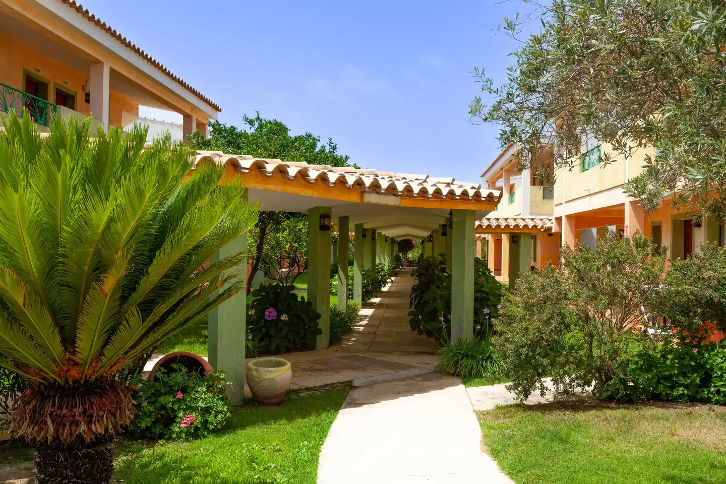 iH Hotels Villasimius Le Zagare Resort Aussenansicht