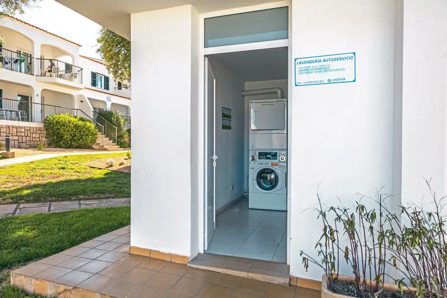 Seth Mestral & Llebeig Badezimmer