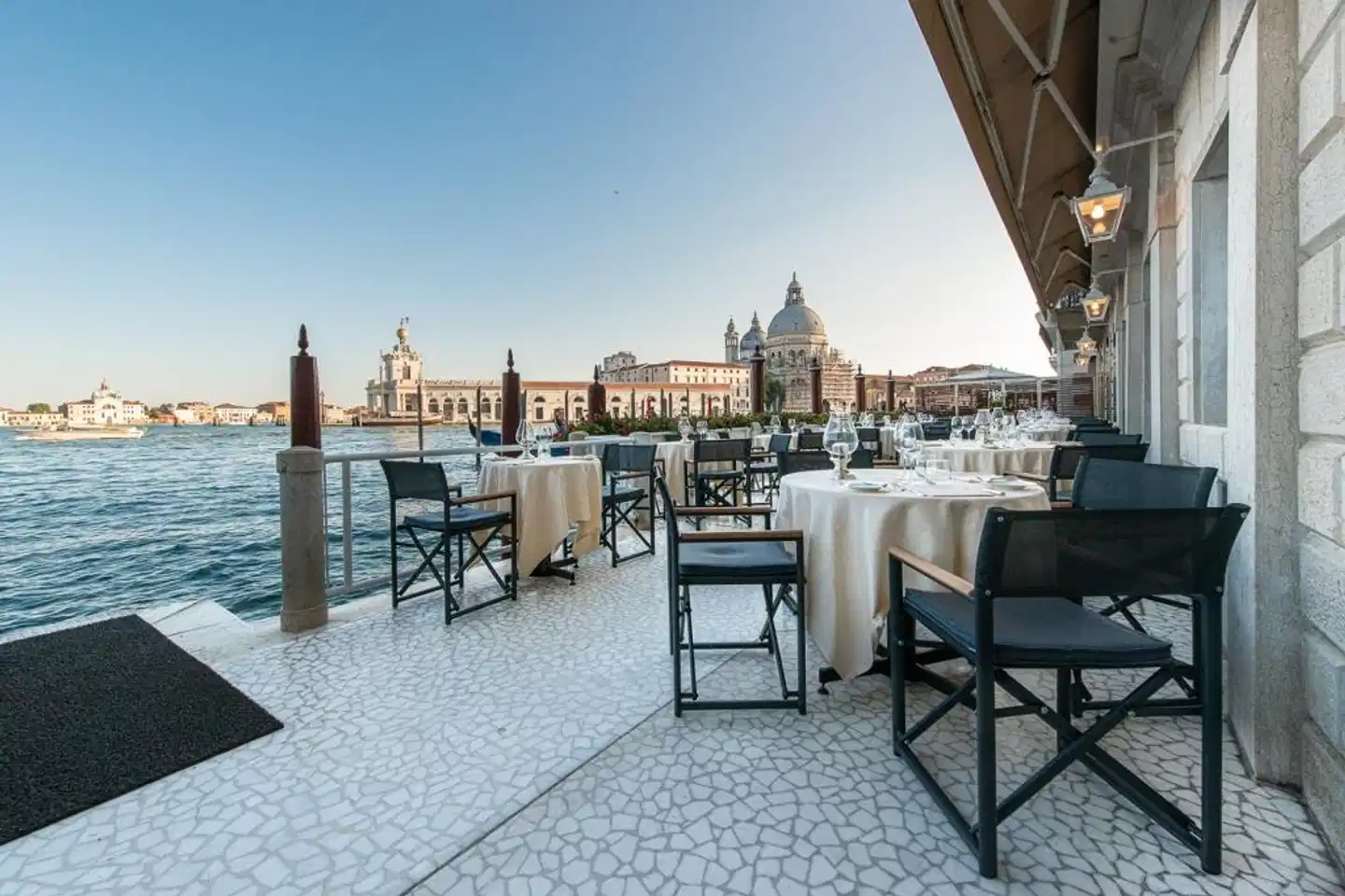 Hotel Monaco & Grand Canal Terrasse