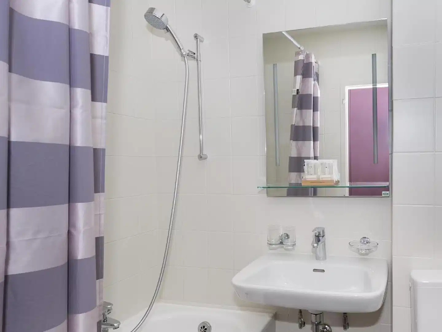 Les Nations Badezimmer