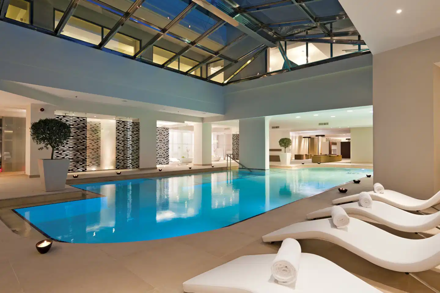 Porto Platanias Beach Resort Hallenbad