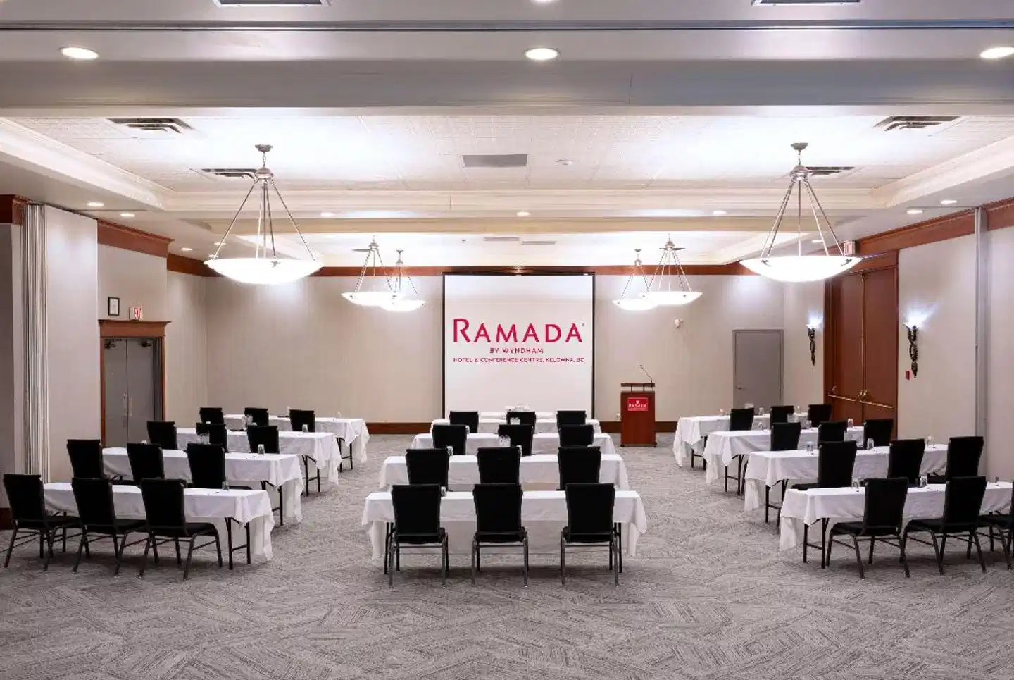 Ramada by Wyndham Kelowna Hotel & Conference Center Konferenz