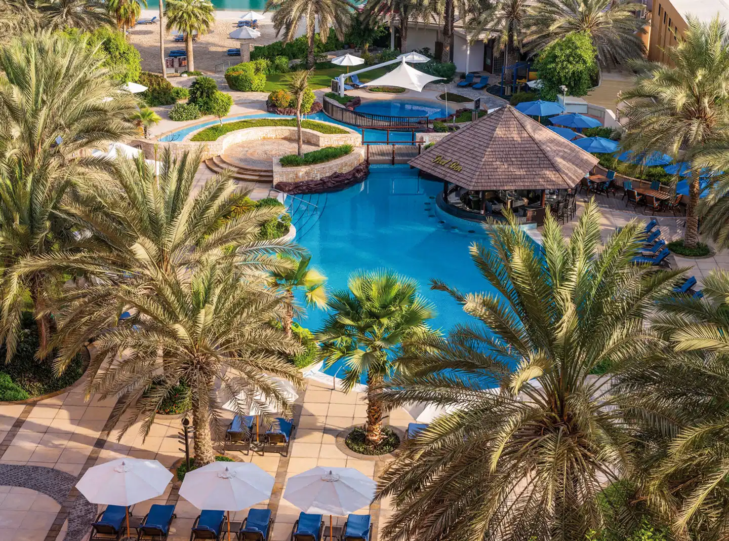 Sheraton Abu Dhabi Hotel & Resort Pool