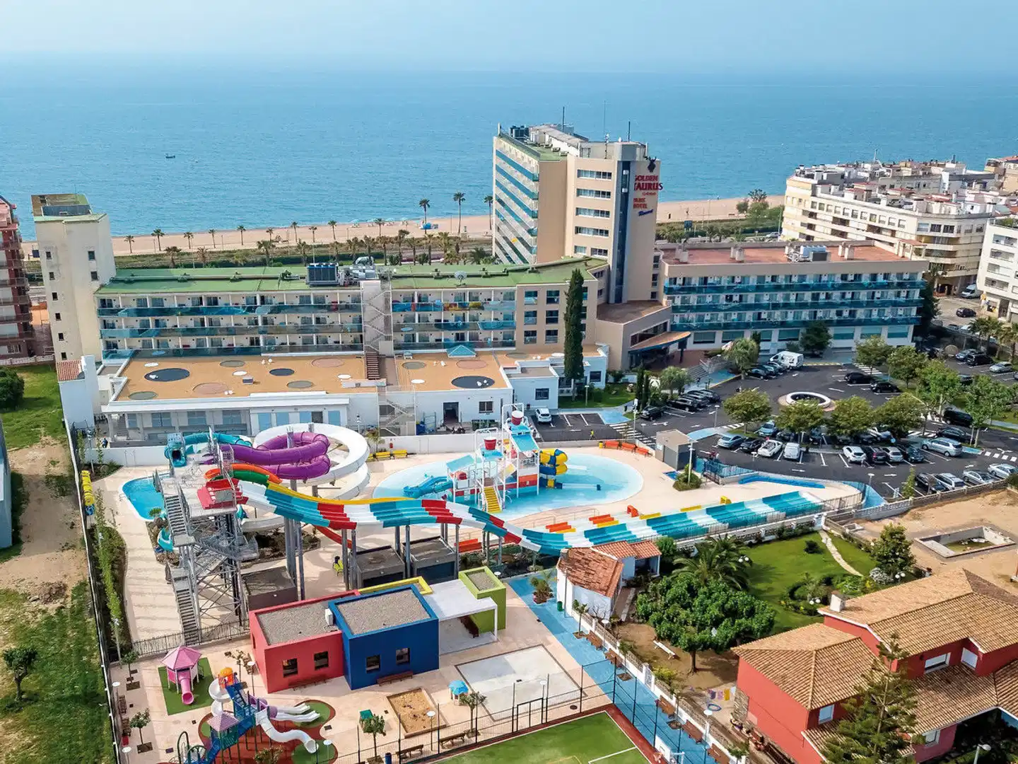 Golden Taurus Aquapark Resort Aussenansicht