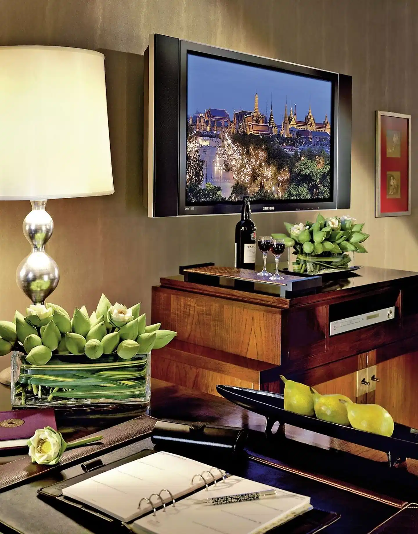 Anantara Siam Bangkok Hotel Lobby