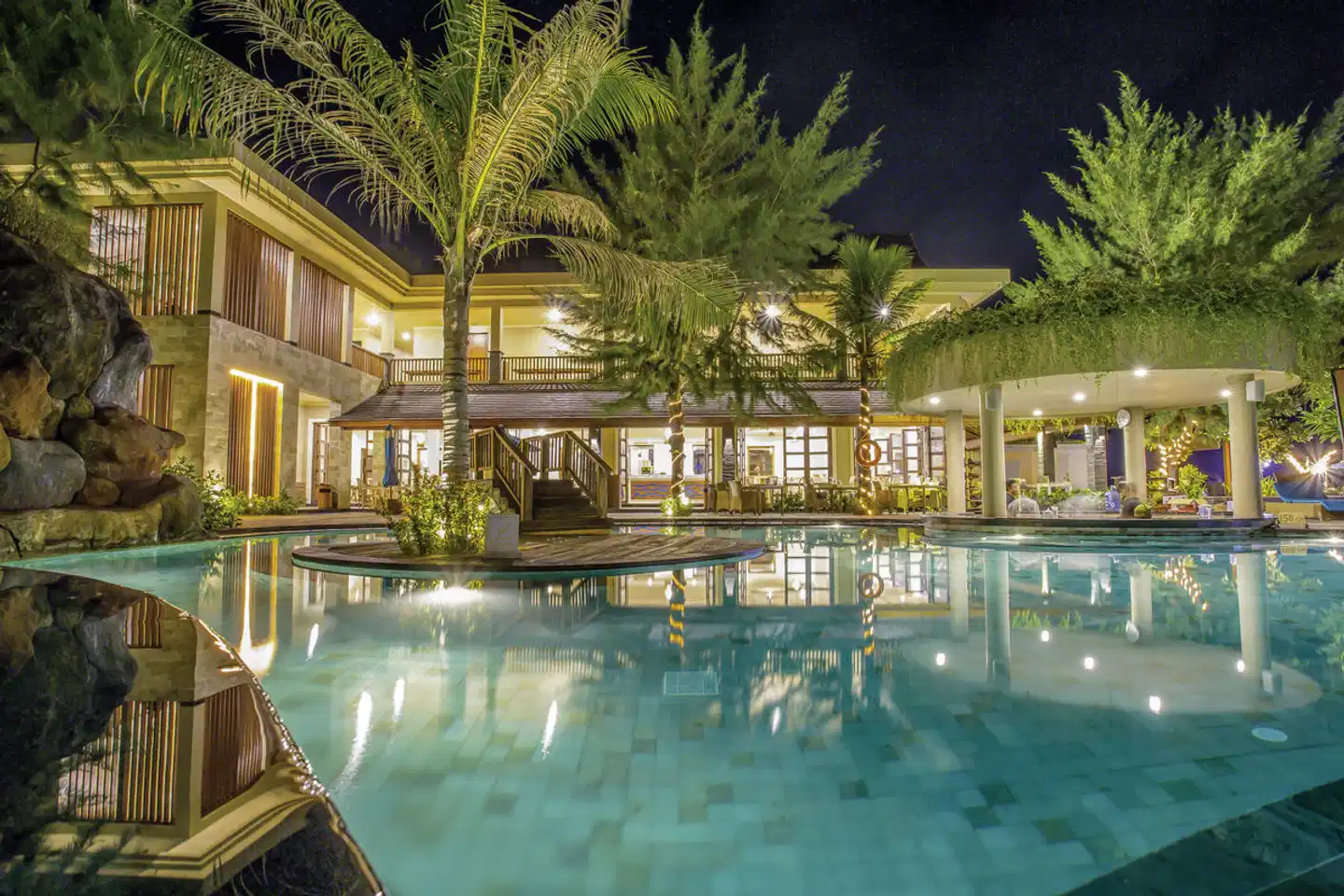 Hotel Vila Ombak Pool