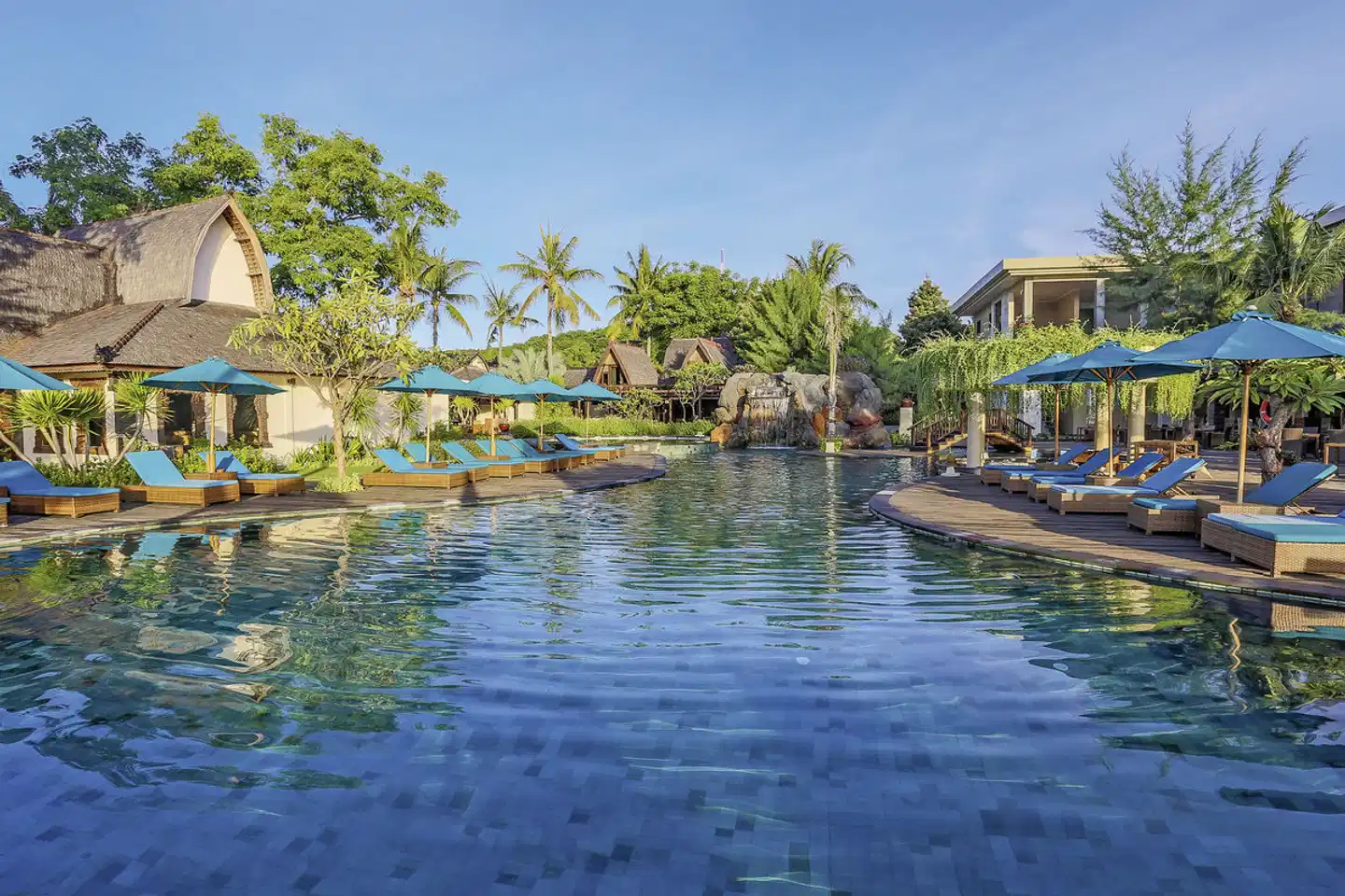 Hotel Vila Ombak Aussenansicht