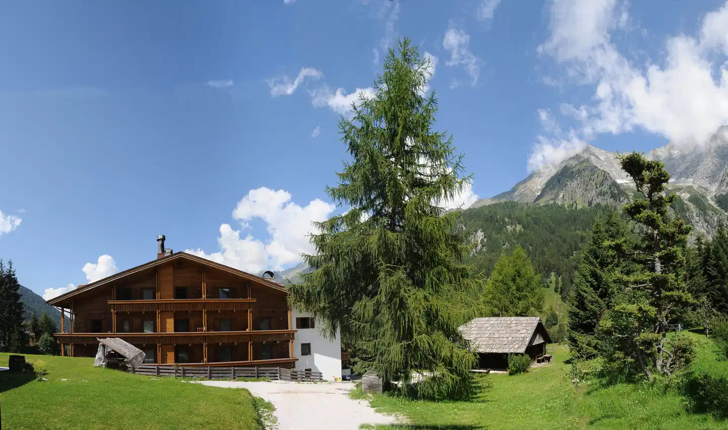 Sporthotel Wildgall Aussenansicht