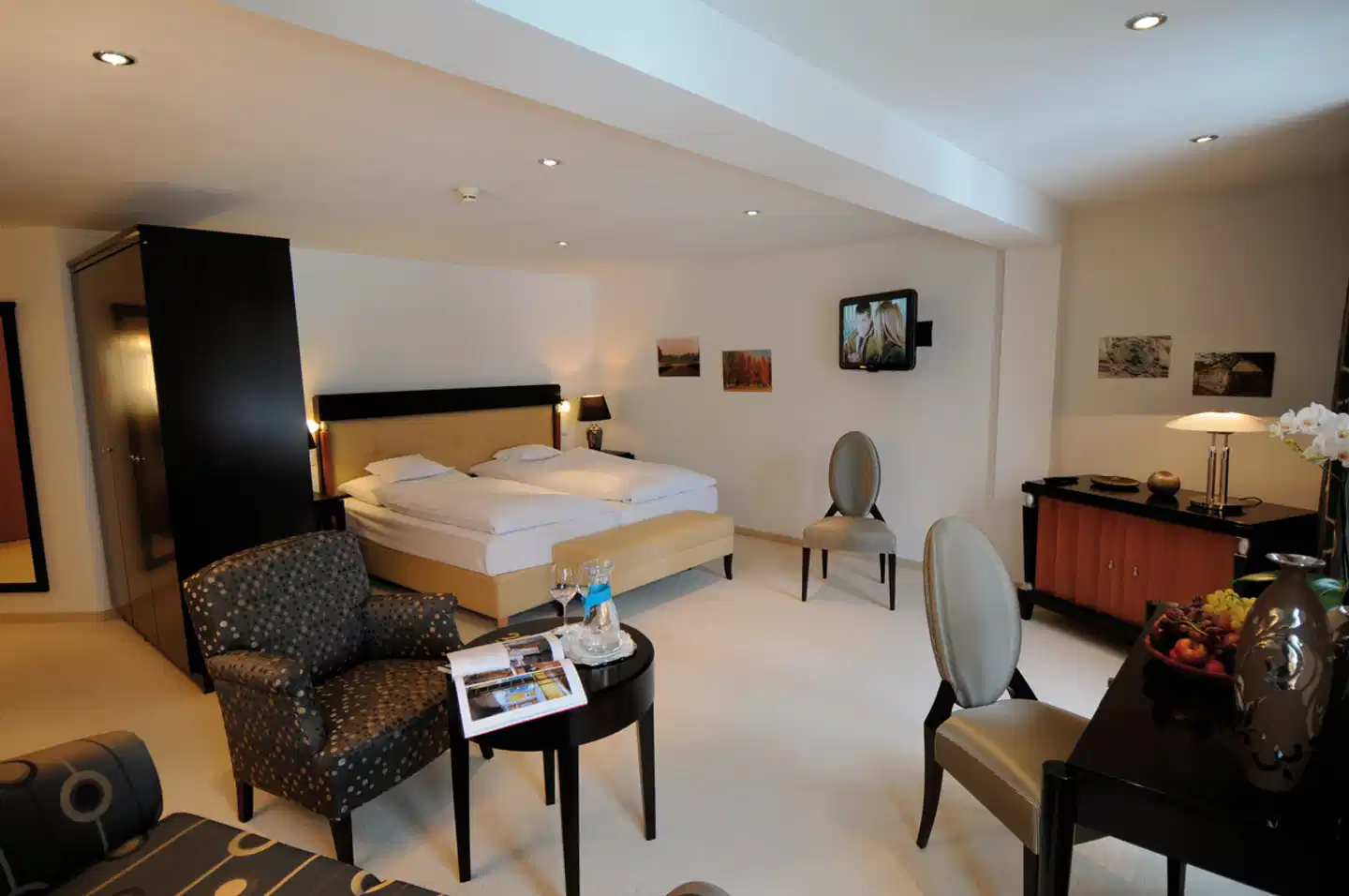 Relais & Châteaux Waldhotel Doldenhorn Wohnbeispiel