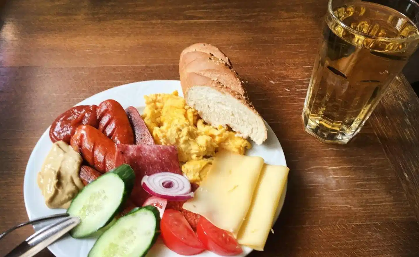 Club Tihany Resort Restaurant