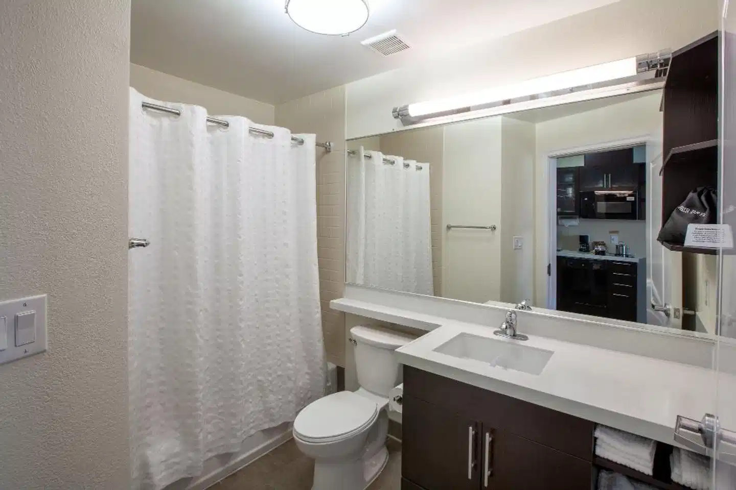 Hilton Garden Inn Houston Westbelt Badezimmer