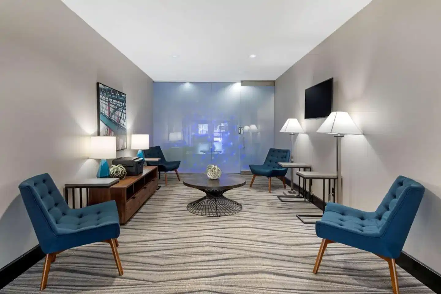 Best Western Plus Arlington North Hotel & Suites Lobby