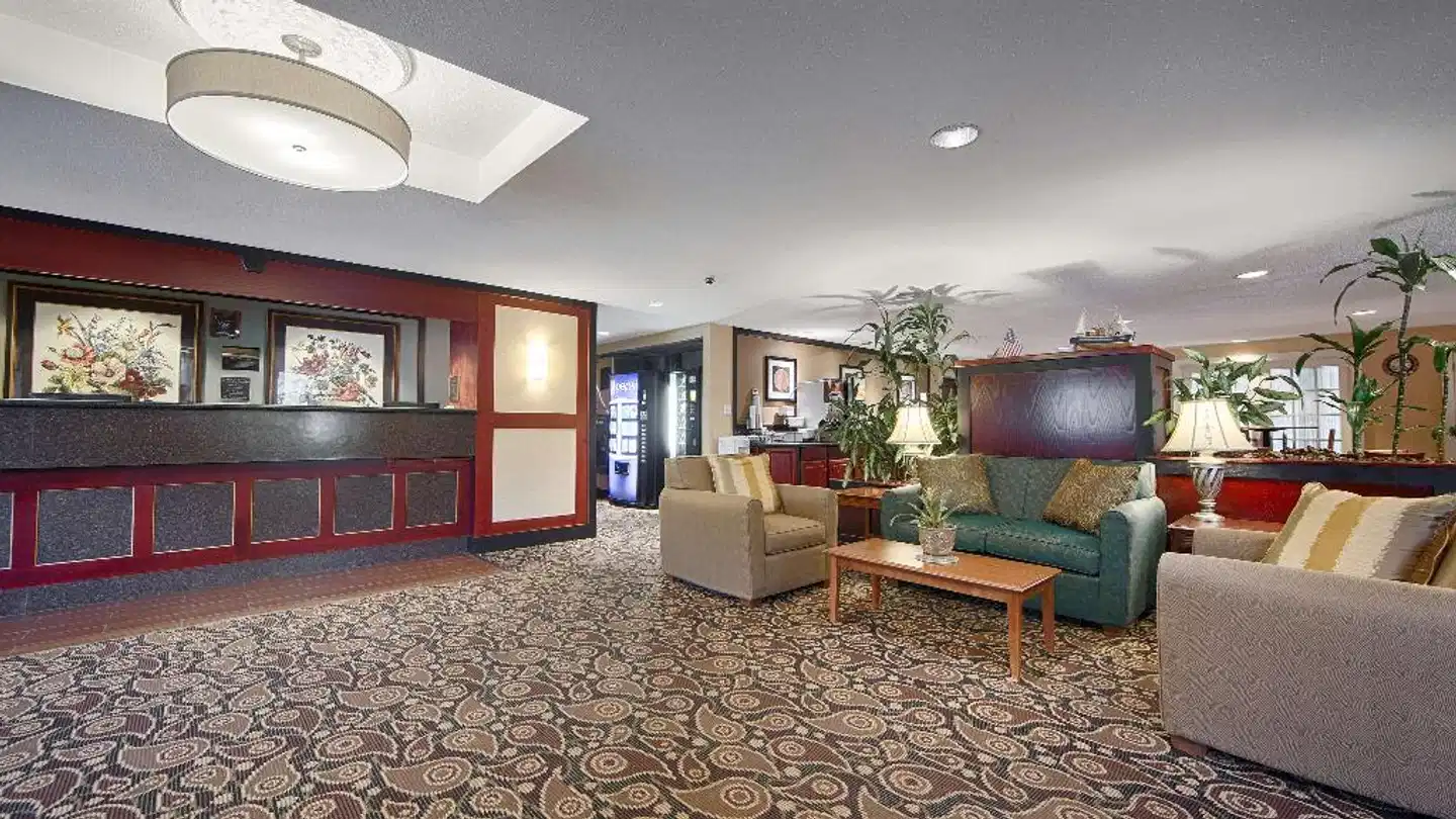 Best Western Rockland Lobby