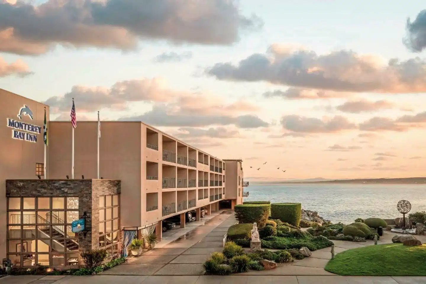 Monterey Bay Inn Aussenansicht