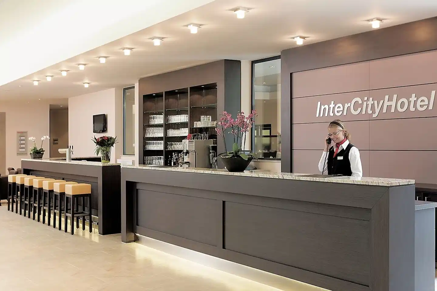 IntercityHotel Essen Lobby