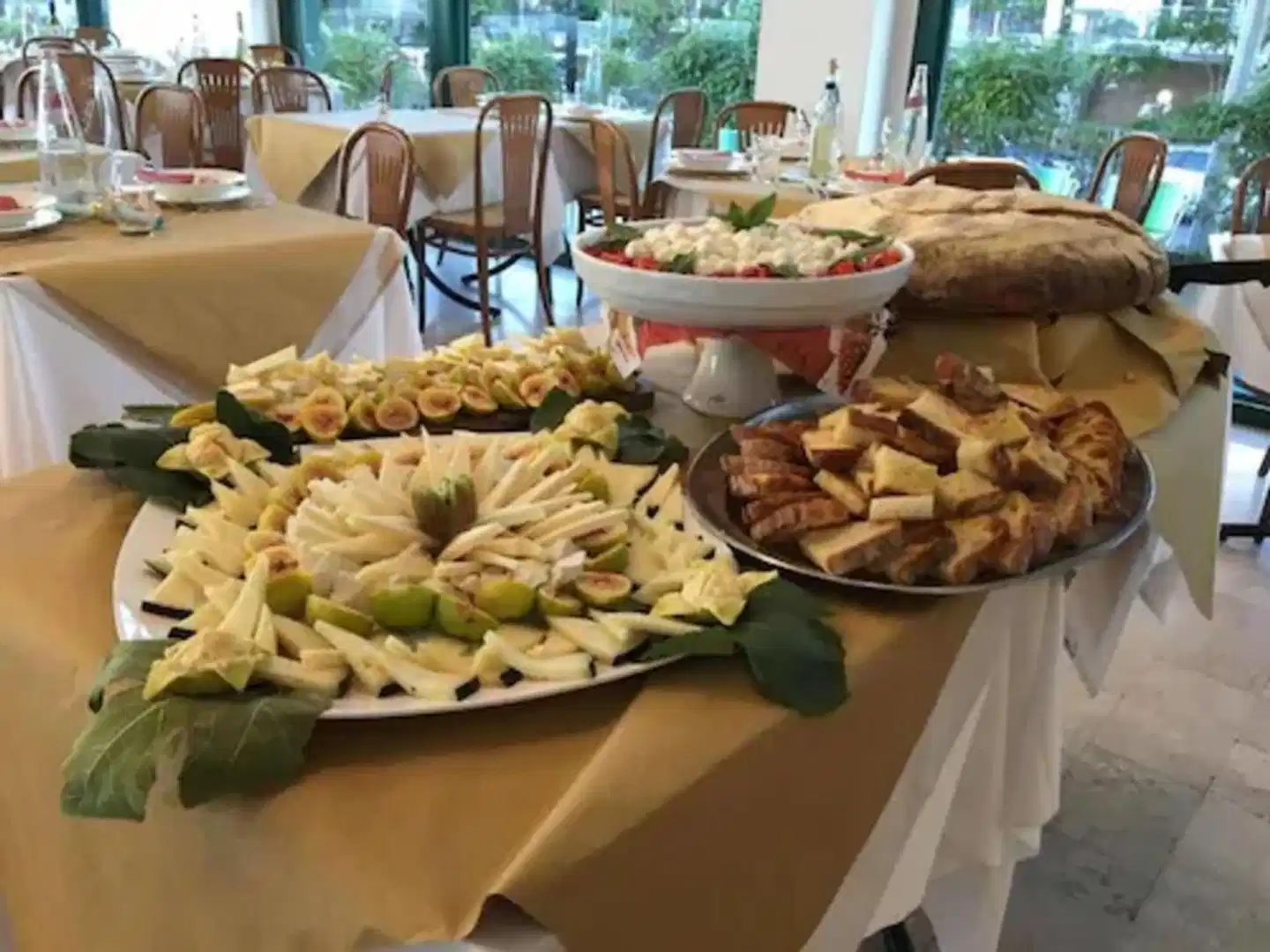 Montecarlo Restaurant