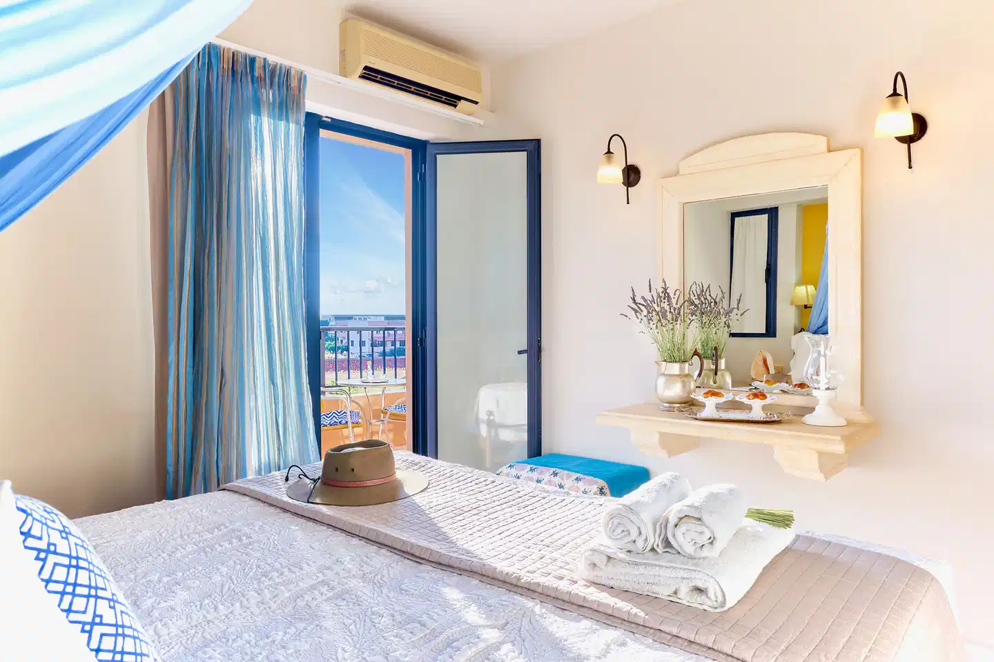 Golden Bay Hotel, Studios & Apartments Wohnbeispiel