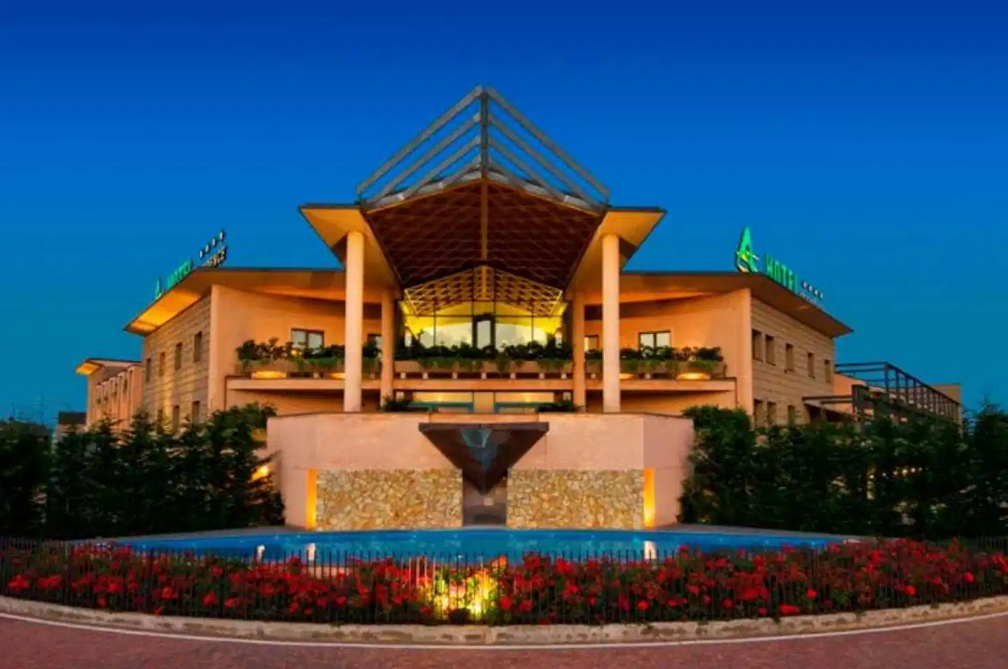 As Hotel Cambiago Aussenansicht