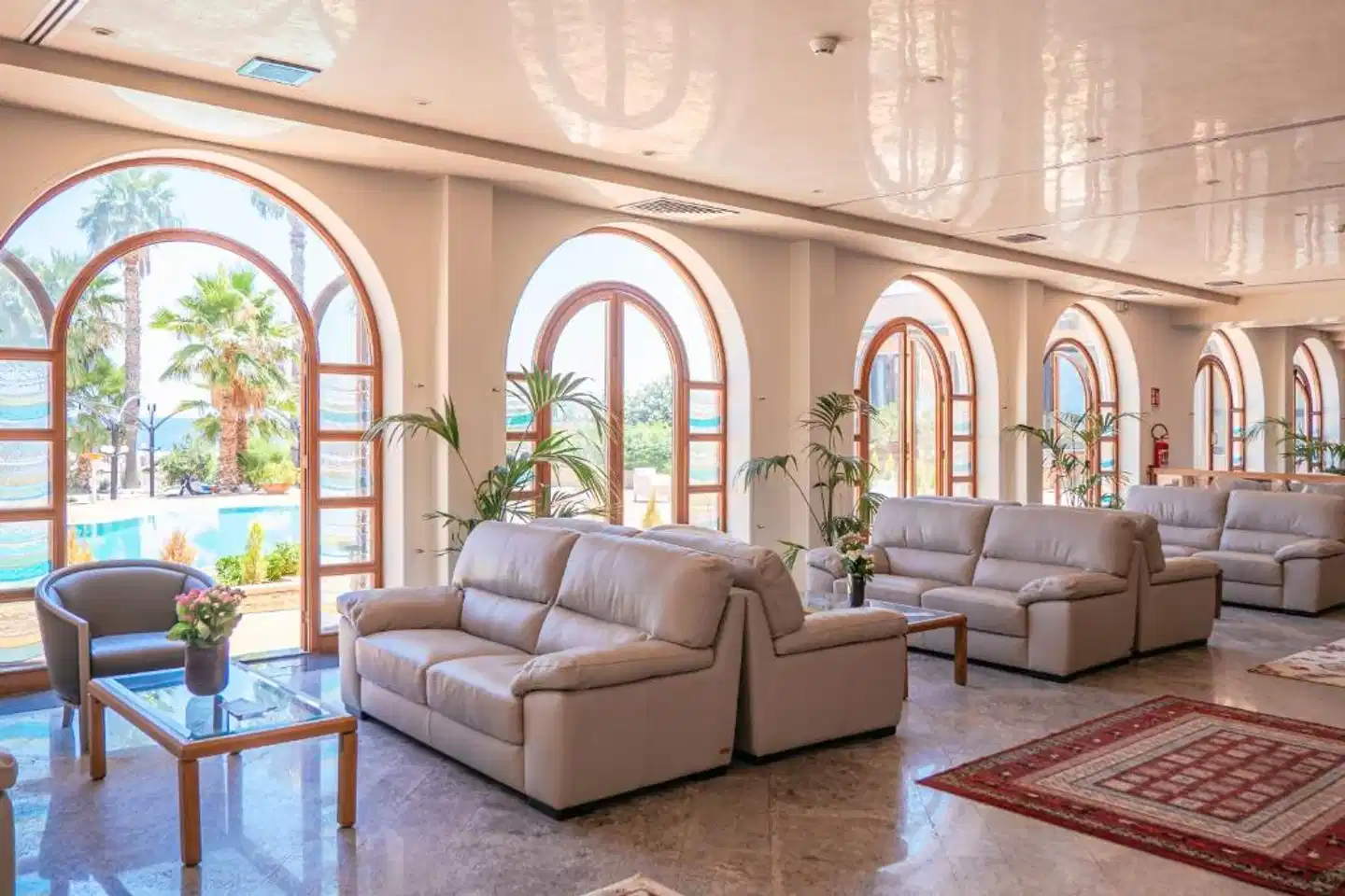 Palm Beach Club Lobby