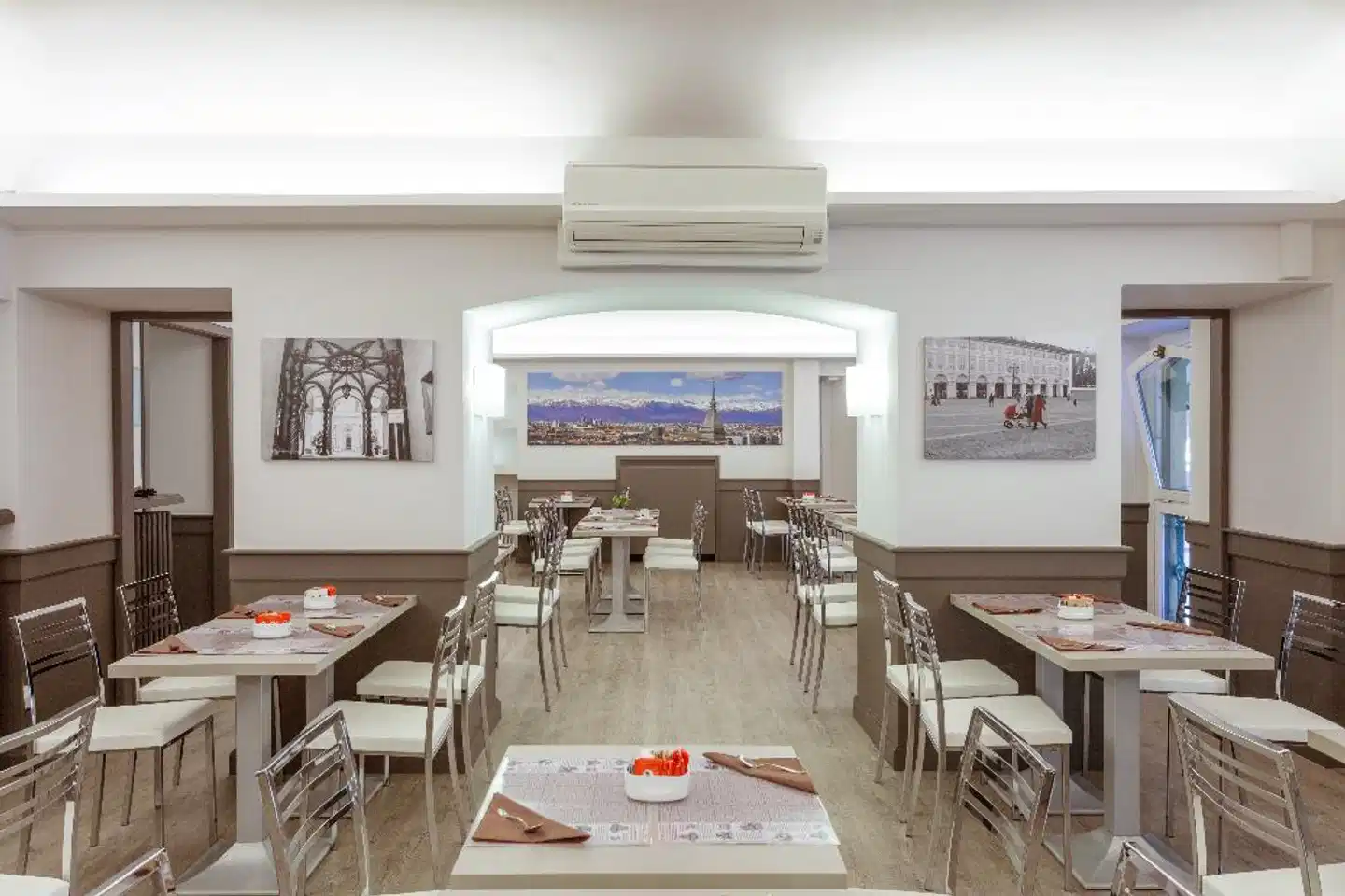 Dock Milano Restaurant