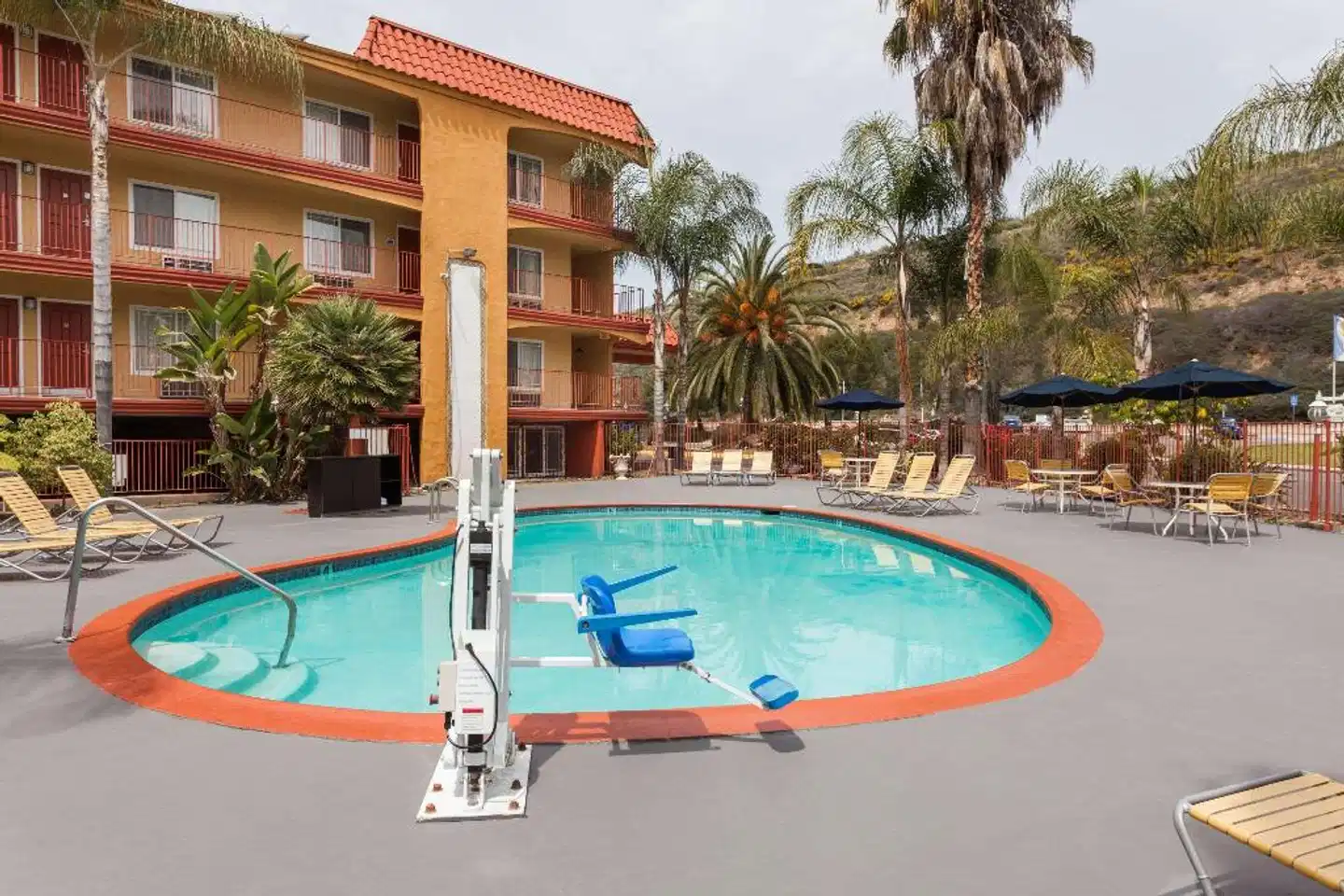 Days Inn by Wyndham Mission Valley Qualcomm Stadium/ SDSU Pool