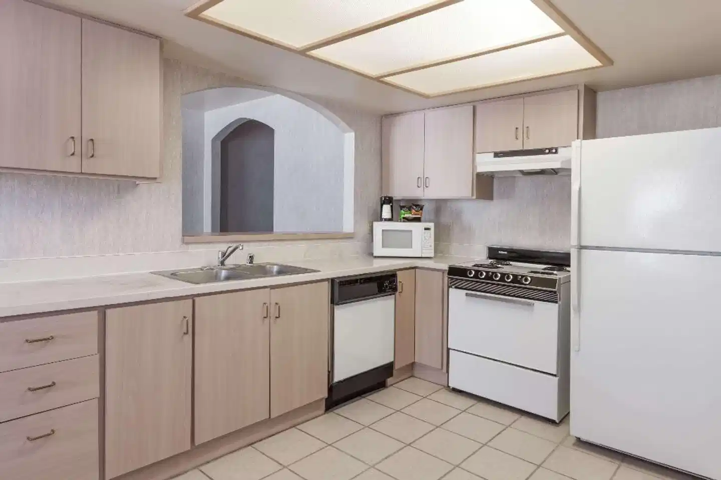 Ramada Limited Suites - Bakersfield Wohnbeispiel