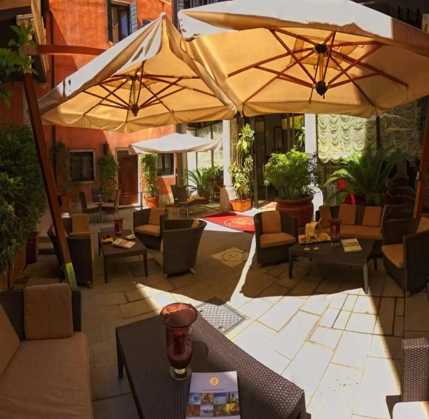 Liassidi Palace Terrasse