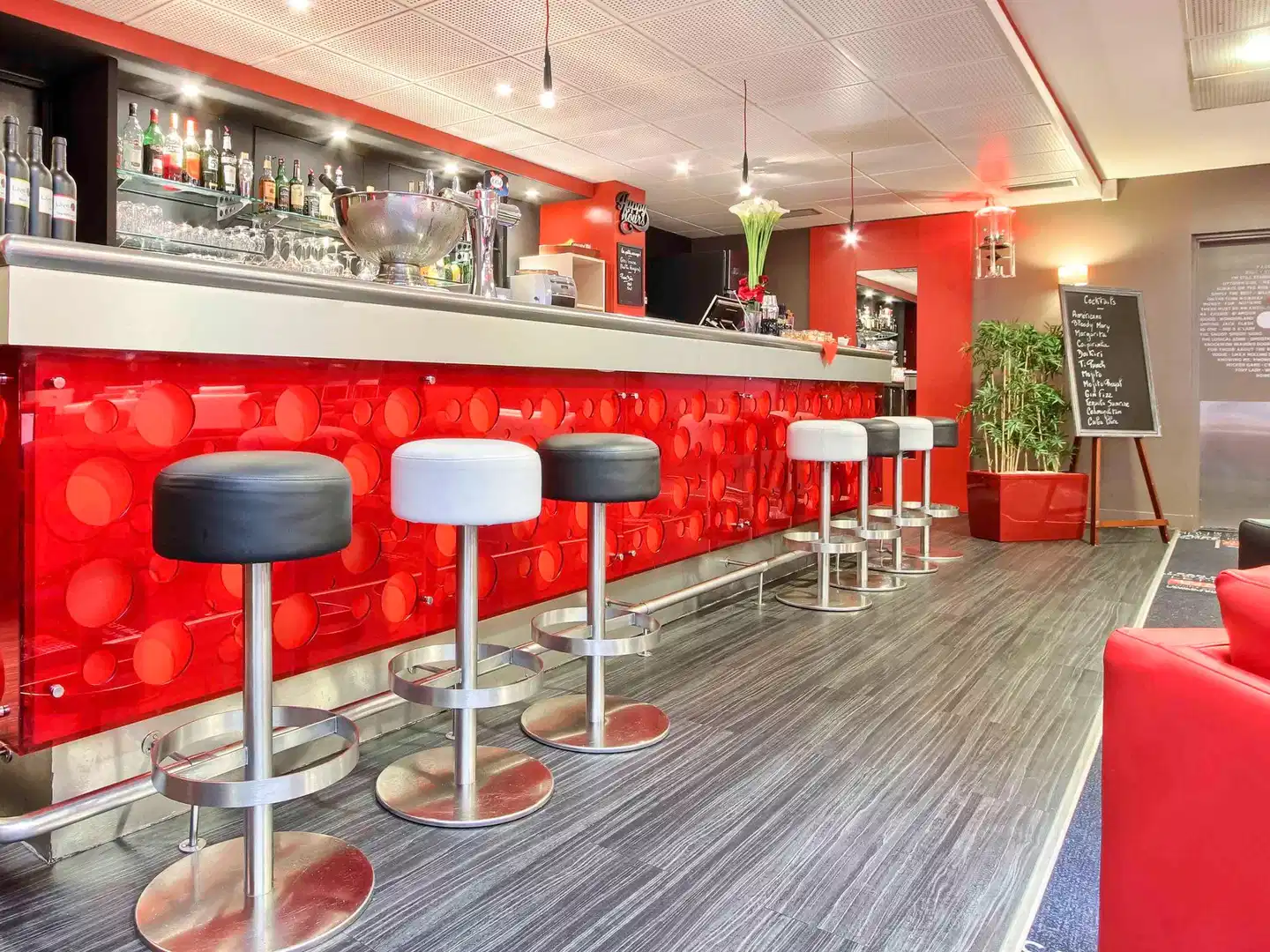 ibis Styles Paris Roissy CDG Bar