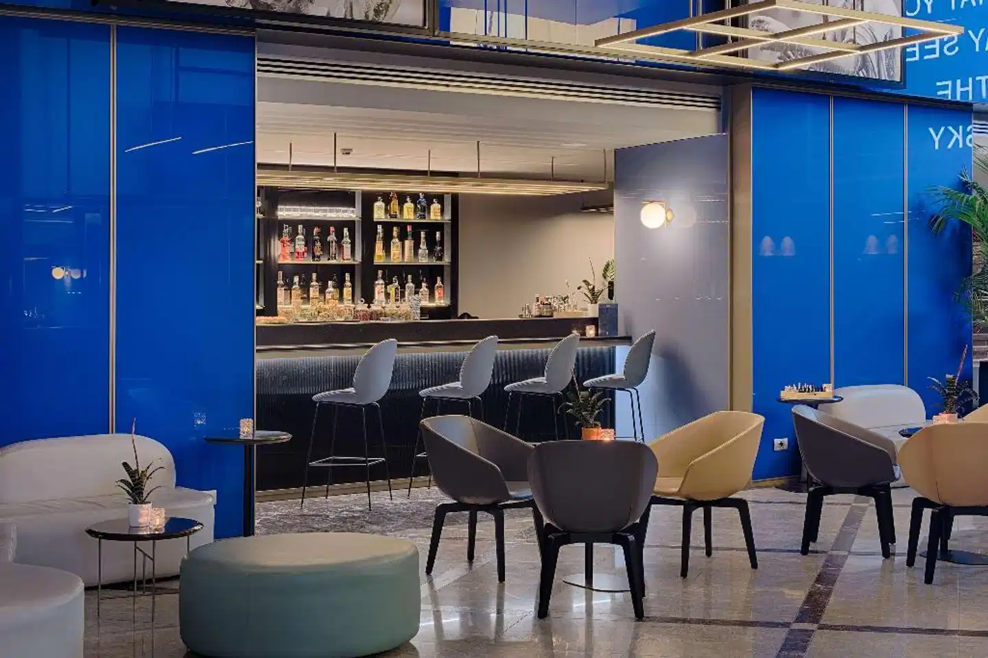 NH Napoli Panorama Bar