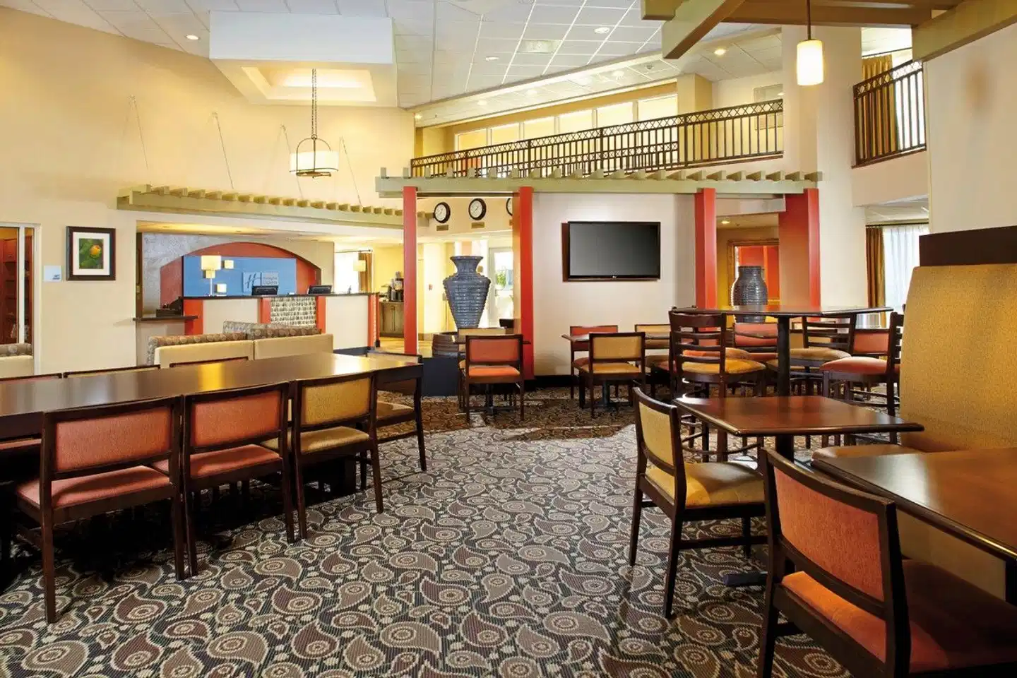 Holiday Inn Express & Suites Scottsdale - Old Town Bar