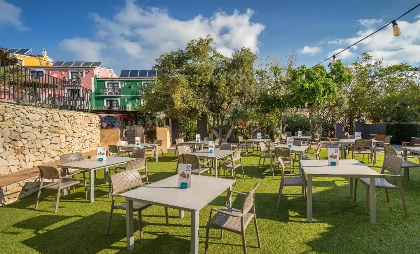 Occidental Pueblo Acantilado Terrasse