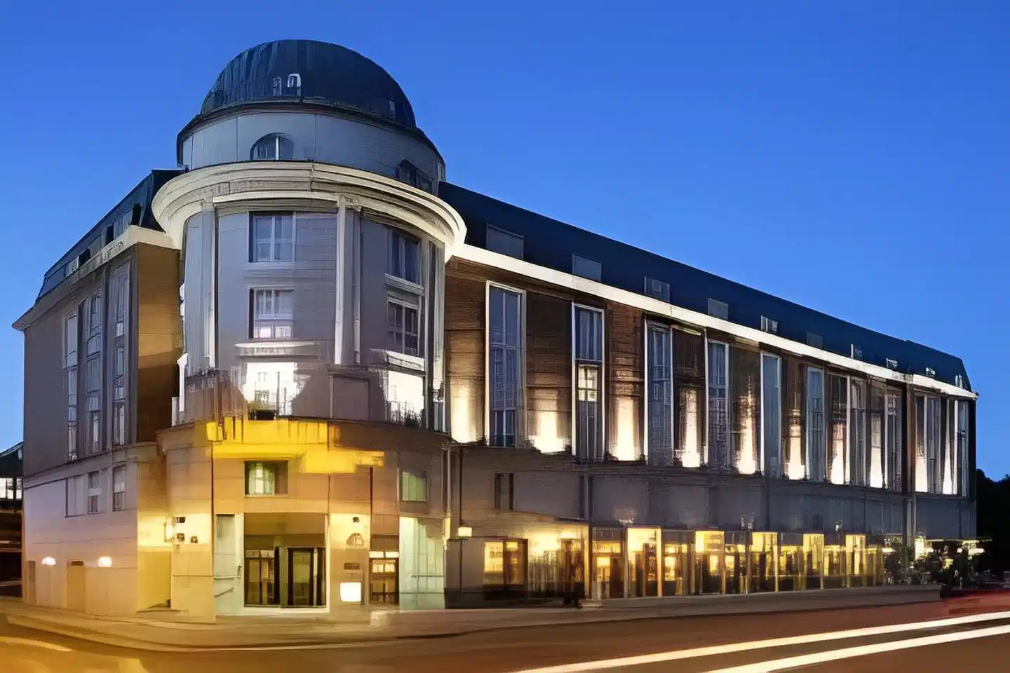 The Alex Hotel Aussenansicht