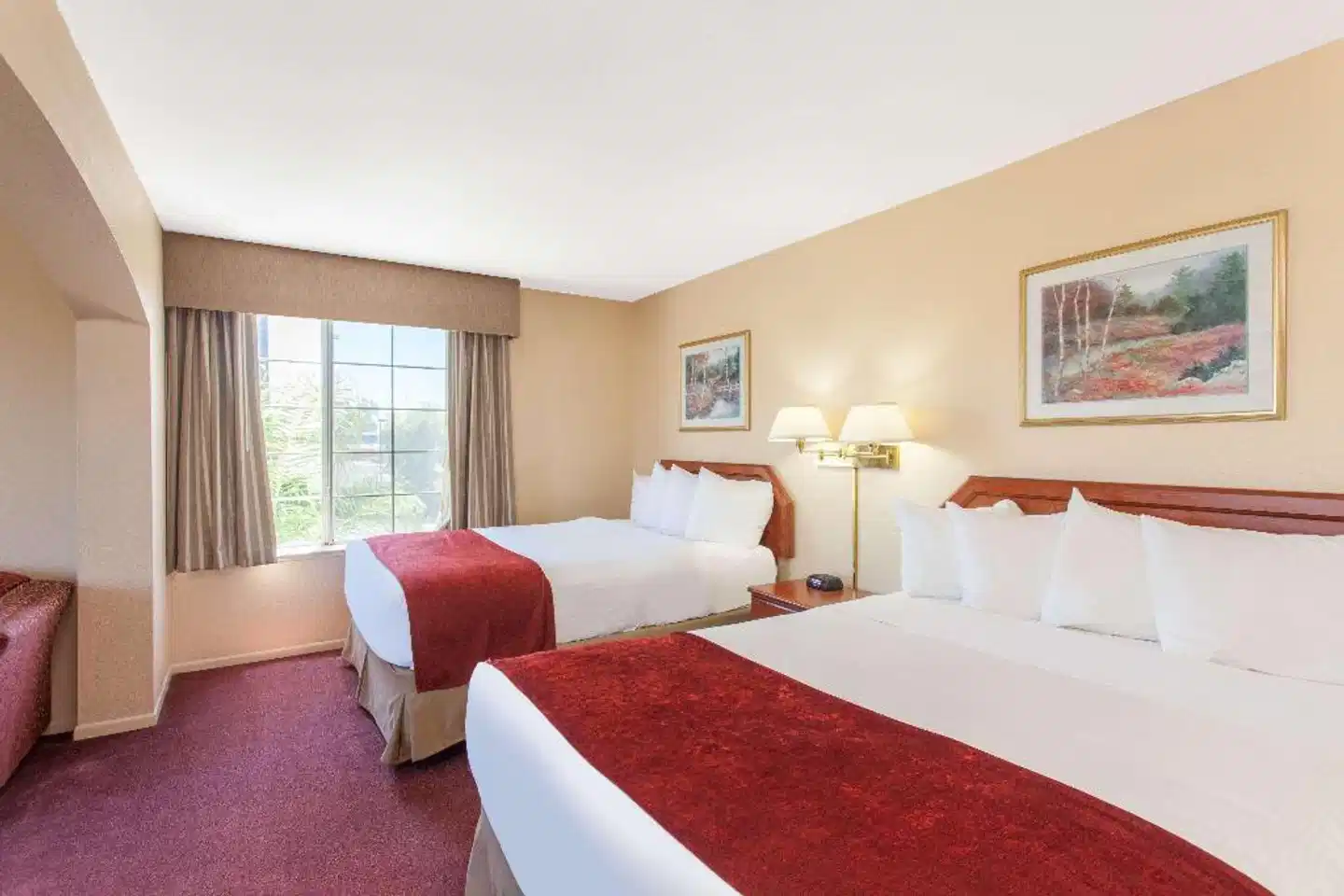 Ramada by Wyndham Fresno Northwest Wohnbeispiel