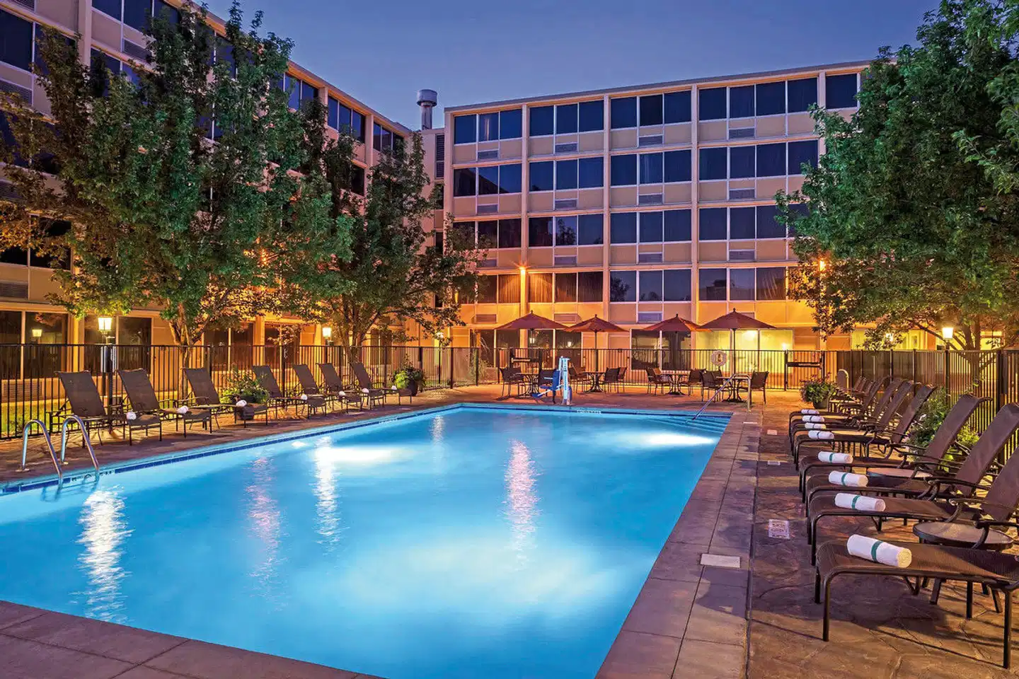 Doubletree by Hilton Denver Central Park Pool