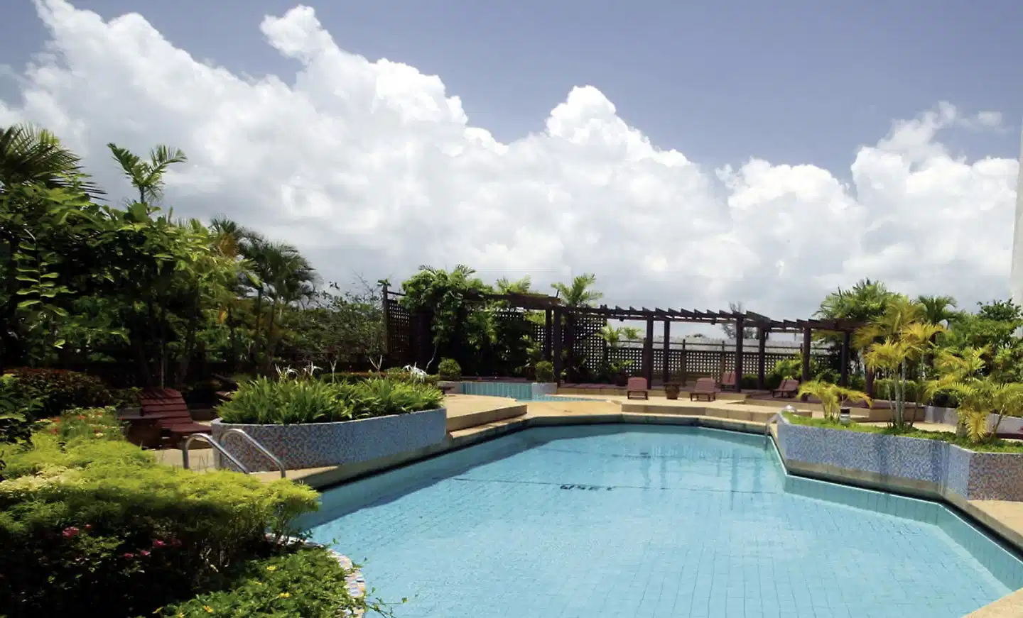 Phuket Merlin Hotel Pool