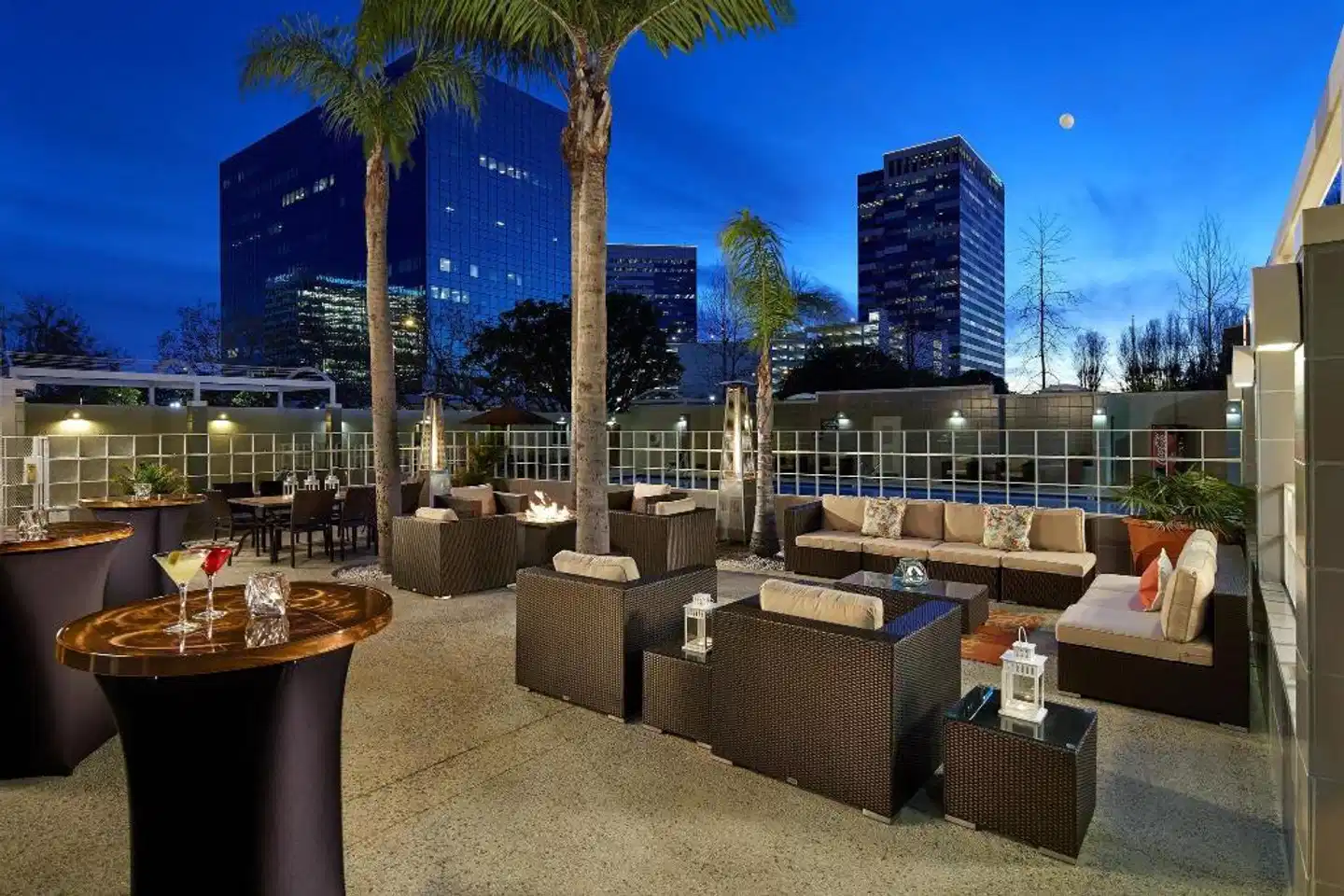 DoubleTree by Hilton LAX - El Segundo Terrasse