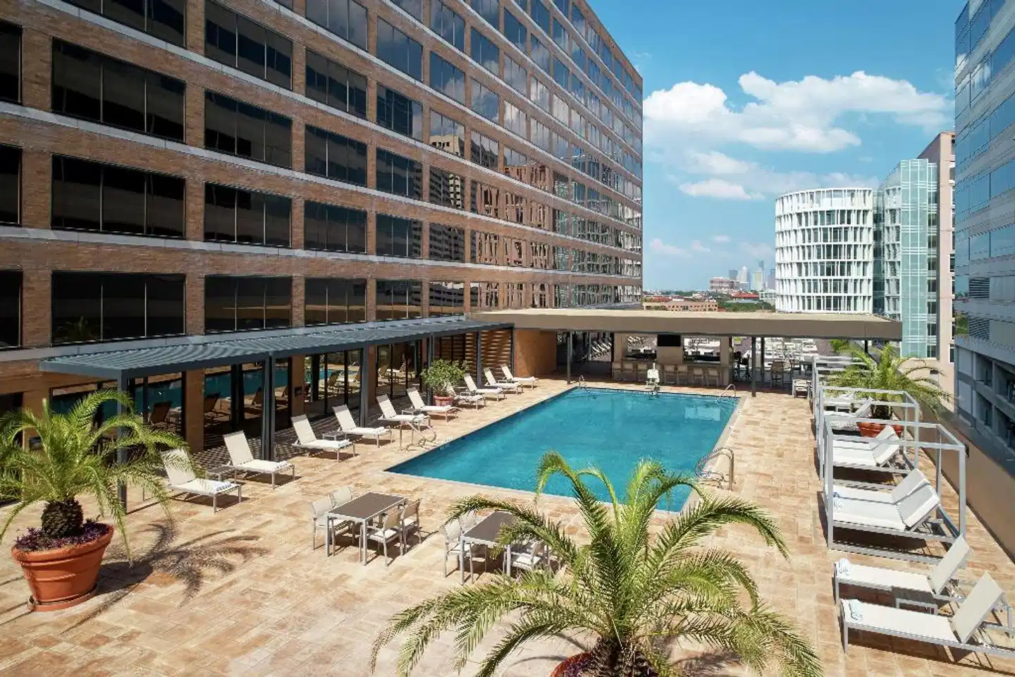 Hilton Houston Plaza/Medical Center Pool