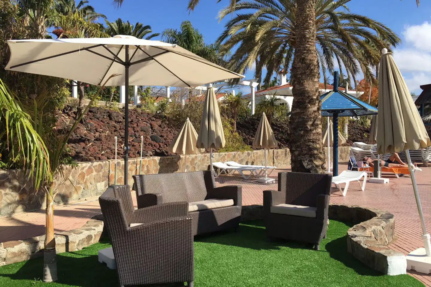 Hotel LIVVO Dunagolf Suites Terrasse