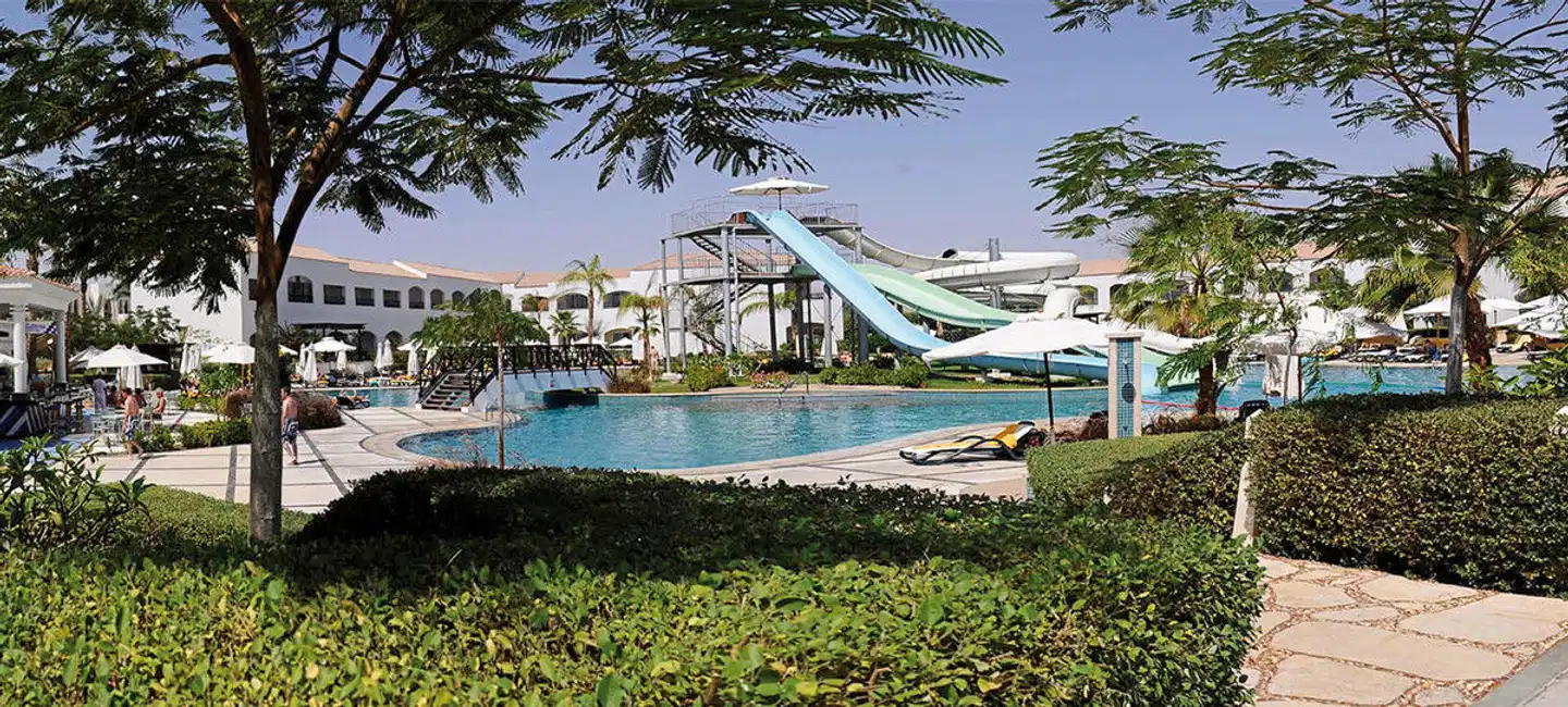 Reef Oasis Blue Bay Resort & Spa Pool