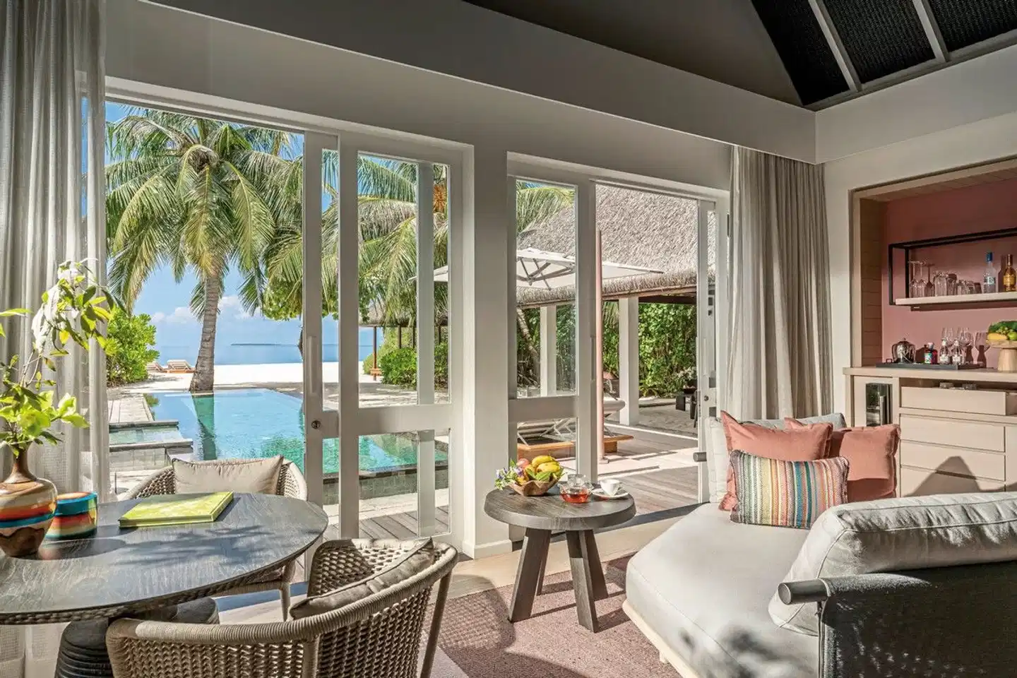 Four Seasons Resort Maldives at Landaa Giraavaru Terrasse