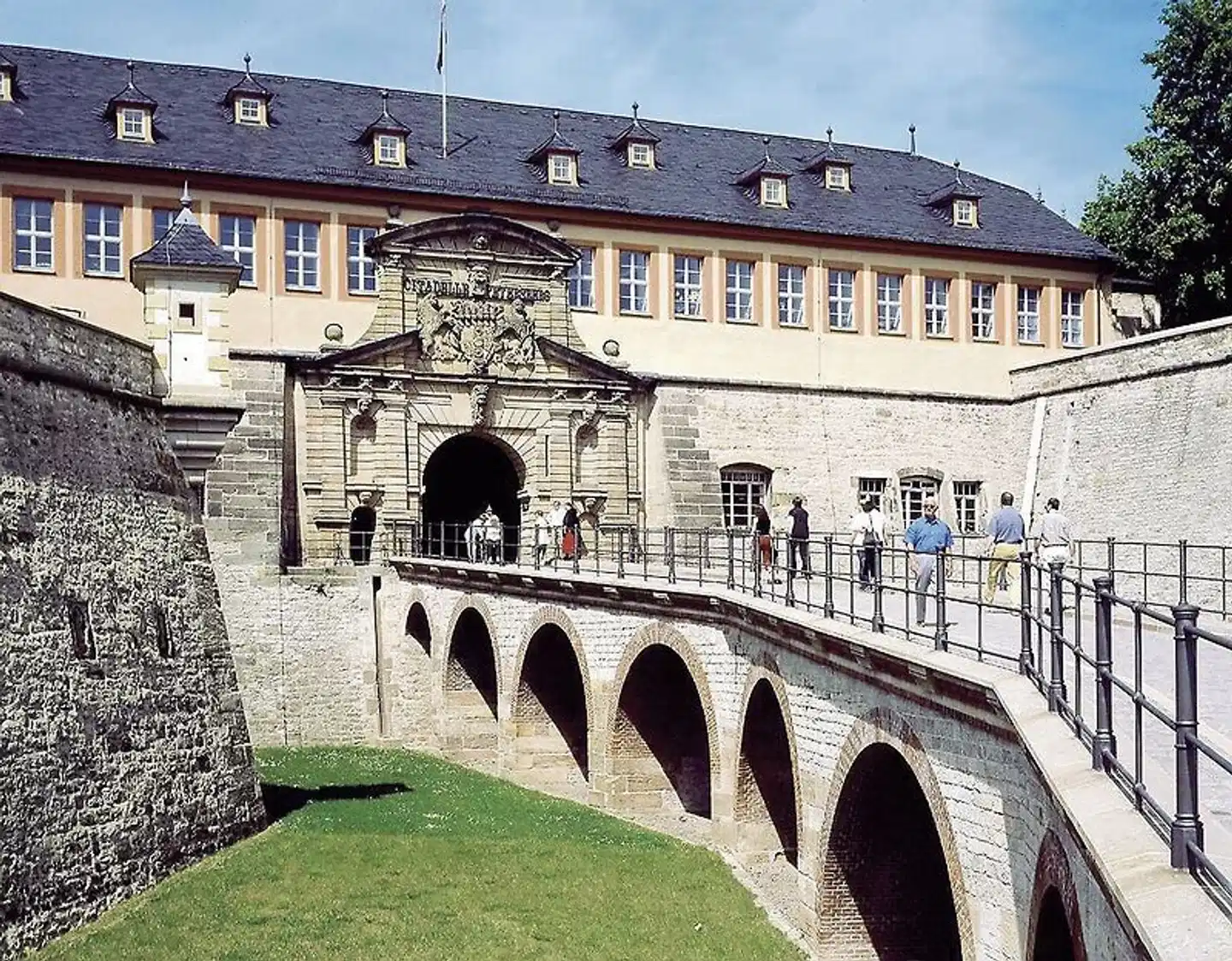 Hotel ALMA am Anger Aussenansicht
