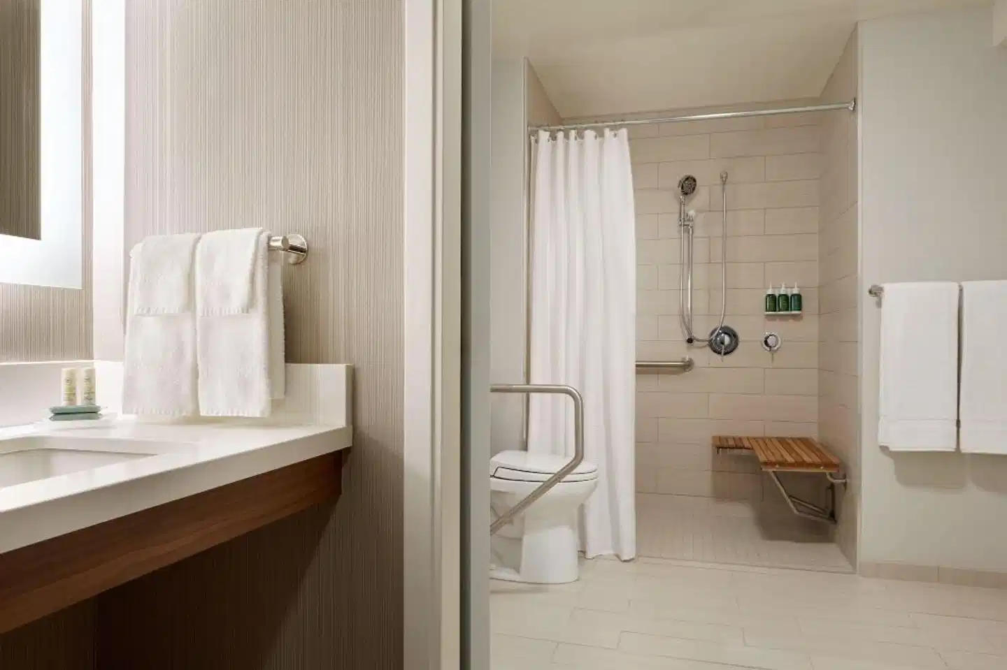 Courtyard by Marriott Ottawa Downtown Badezimmer