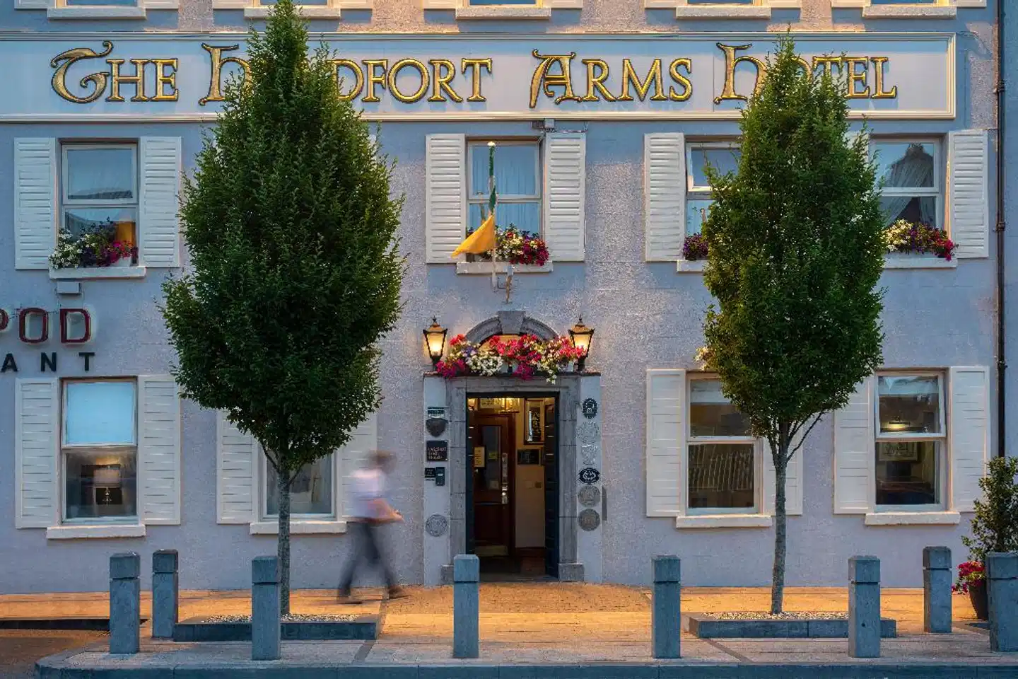 Headfort Arms Aussenansicht